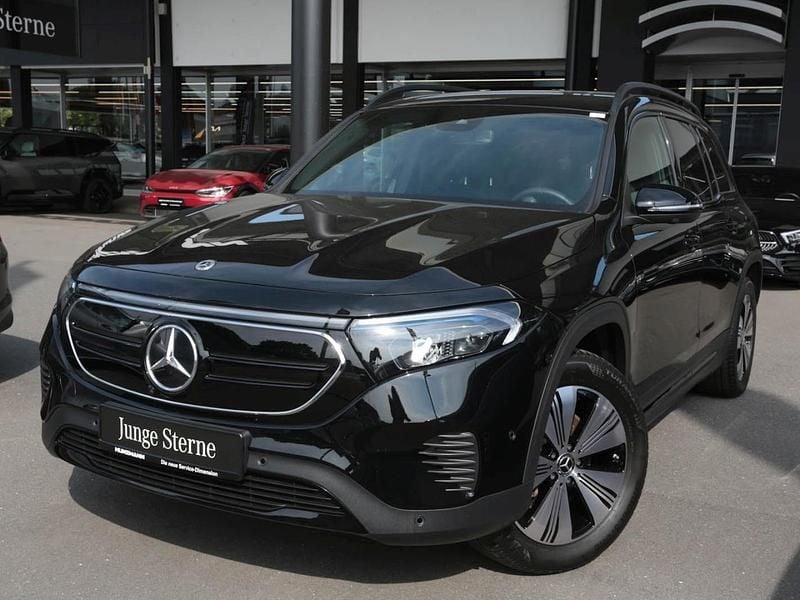 Nachtschwarz Gebraucht 2023 Mercedes EQB300 Progressive SUV | 29.550 € (Guter Preis) - Bild 1/4