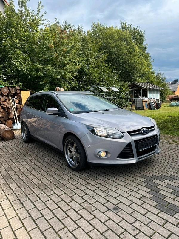 Gebraucht 2011 Ford Focus Kombi | 4.249 € (Guter Preis) - Bild 1/4