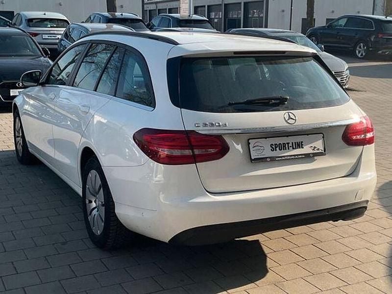 Gebraucht Mercedes C220 170 PS (125 kW) 2016 Weiß Kombi