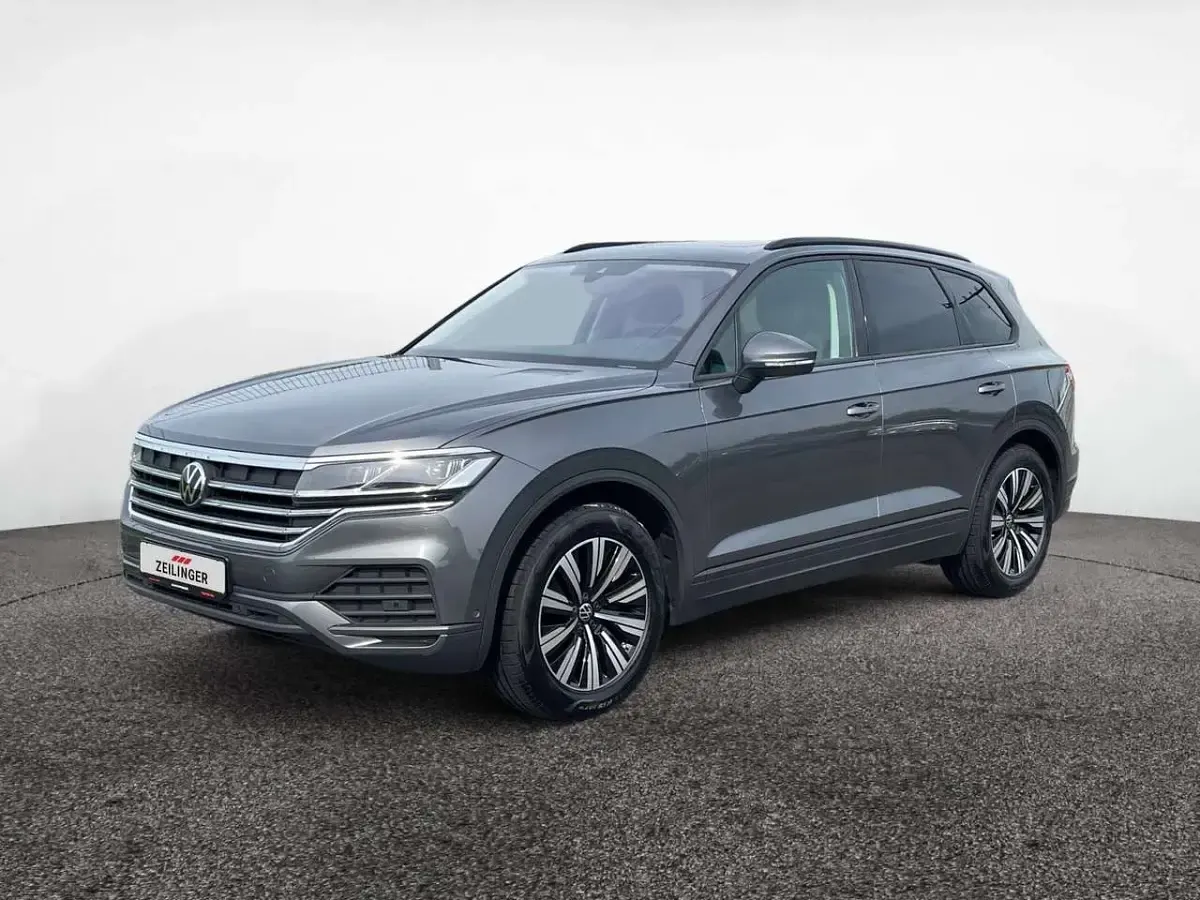 Gebraucht VW Touareg 286 PS (210 kW) 2025 Siliziumgrau SUV