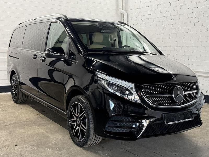 Gebraucht Mercedes V300 Exclusive 237 PS (174 kW) 2022 Schwarz Van / Kleinbus