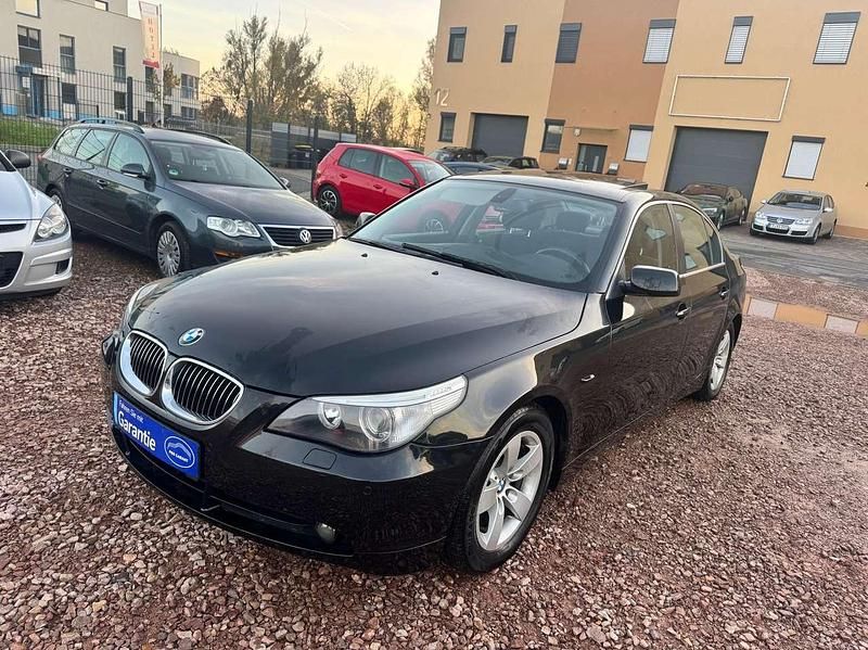 Schwarz Gebraucht 2006 BMW 523 Kombi | 7.999 € (Fairer Preis) - Bild 1/4