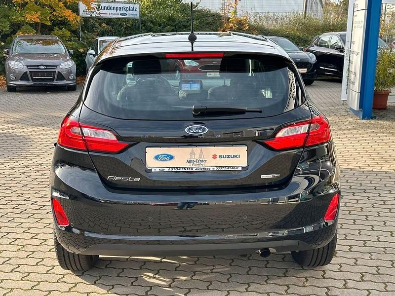 Gebraucht Ford Fiesta Titanium 125 PS (91 kW) 2022 Schwarz Kleinwagen