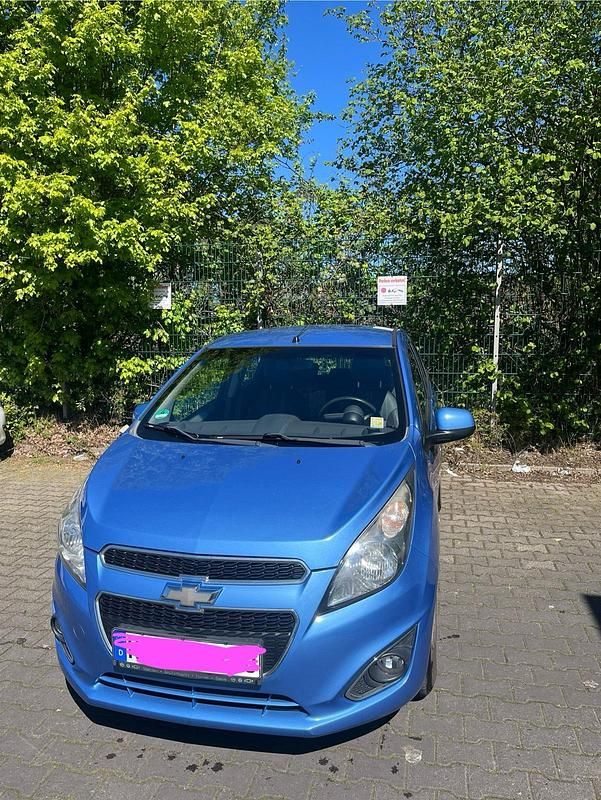 Second-hand Chevrolet Spark 2013 Albastru Hatchback