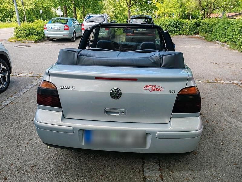 Gebraucht VW Golf Cabriolet 90 PS (66 kW) 2000 Silber Cabrio