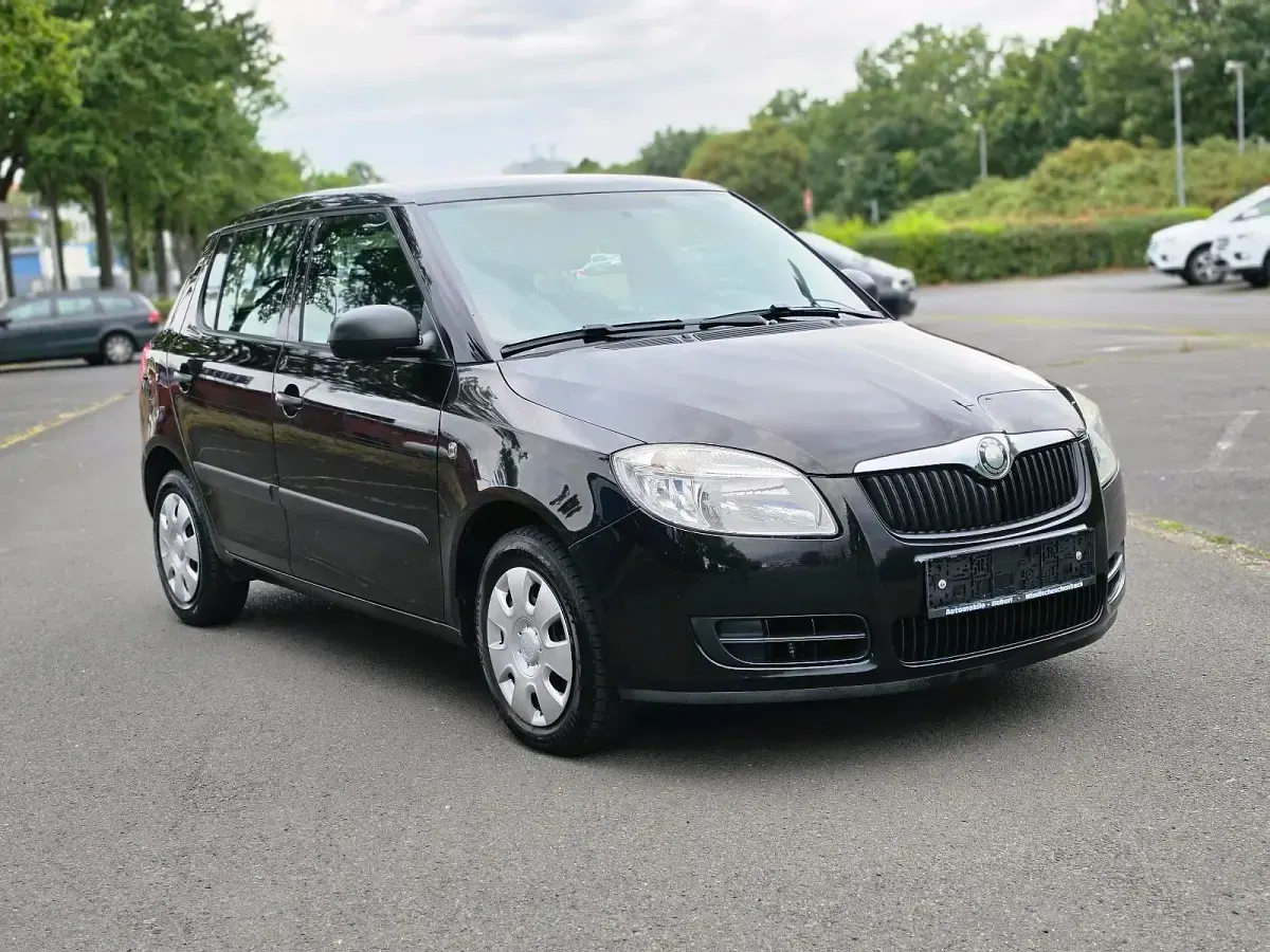 Gebraucht Skoda Fabia Cool Edition 69 PS (50 kW) 2009 Schwarz Limousine