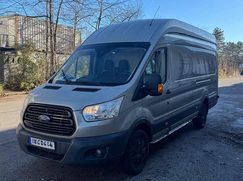 Silber Gebraucht 2016 Ford Transit Trend Van / Kleinbus | 9.900 € (Guter Preis) - Bild 1/4