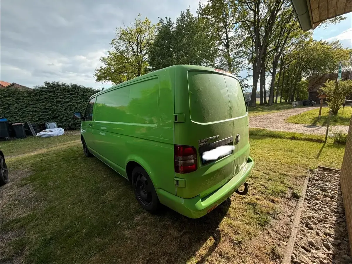 Gebraucht VW T5 Basis 105 PS (77 kW) 2006 Grün Van
