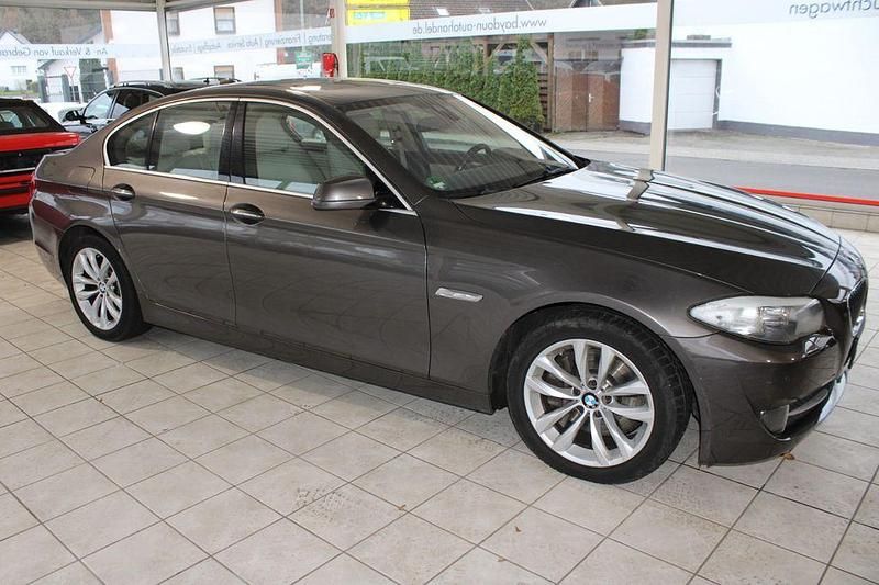 Gebraucht BMW 535 Comfort Edition 313 PS (230 kW) 2012 Beige Limousine