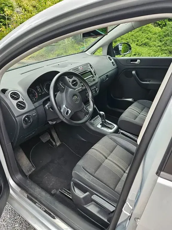 Gebraucht VW Golf Plus Match 105 PS (77 kW) 2012 Silber Van / Kleinbus