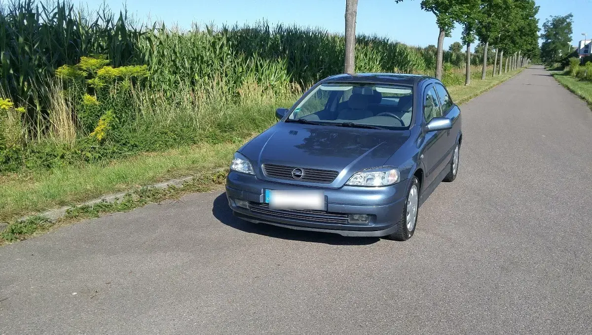 Gebraucht Opel Astra 55 PS (40 kW) 1998 Blau Kombi