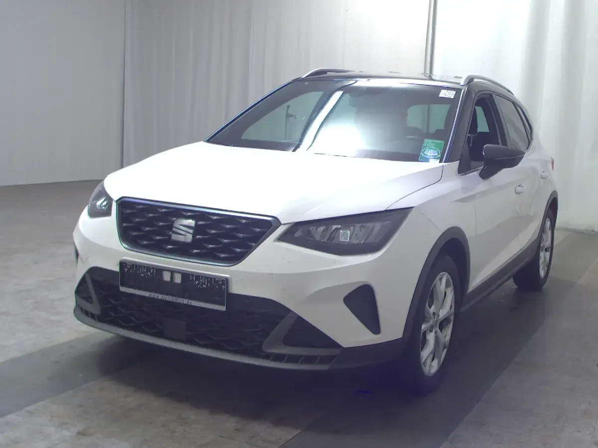 Gebraucht Seat Arona FR-Line 116 PS (85 kW) 2024 Schwarz SUV