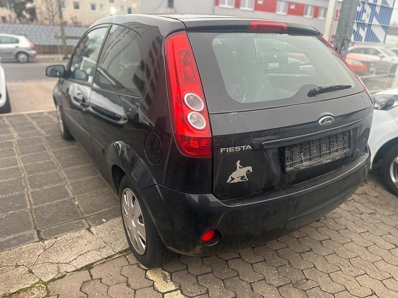 Gebraucht Ford Fiesta 60 PS (44 kW) 2007 Schwarz Kleinwagen