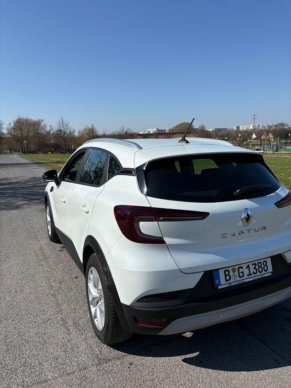 Gebraucht Renault Captur Evolution 140 PS (102 kW) 2022 Weiß SUV