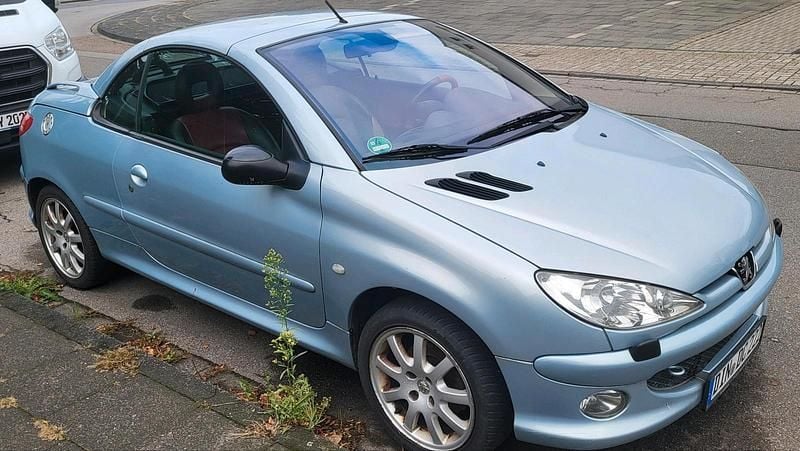 Grau Gebraucht 2003 Peugeot 206 CC Cabrio | 1.000 € (Guter Preis) - Bild 1/3