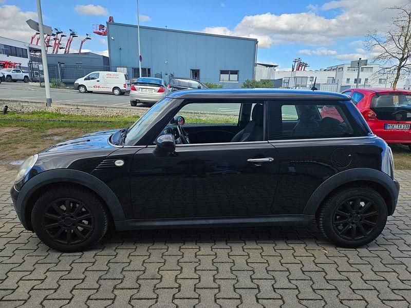 Gebraucht Mini ONE 75 PS (55 kW) 2009 Schwarz Kleinwagen