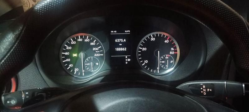 Gebraucht Mercedes Vito 136 PS (100 kW) 2018 Silber Van