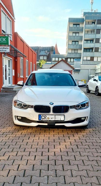 Second-hand BMW 320 Performance 190 CP (139 kW) 2013 Alb Berlinǎ