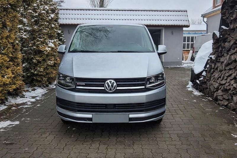 Gebraucht VW T6 150 PS (110 kW) 2016 Silber Van