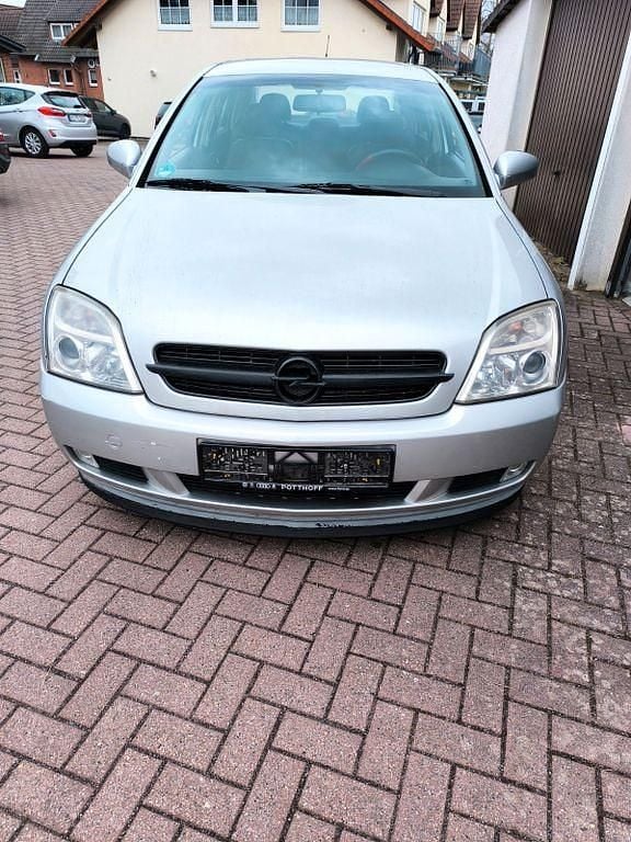 Gebraucht Opel Vectra Elegance 147 PS (108 kW) 2003 Silber Limousine