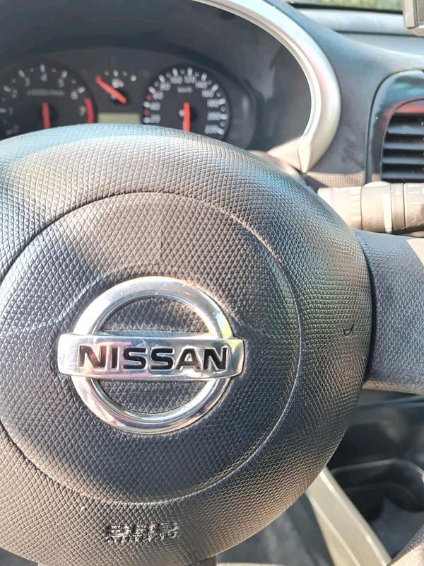 Gebraucht Nissan Micra 65 PS (47 kW) 2009 Andere farben Kleinwagen