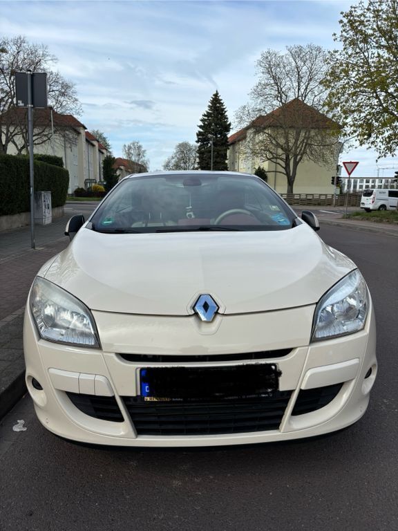 Beige Gebraucht 2011 Renault Mégane Cabriolet Floride Cabrio | 5.990 € (Fairer Preis) - Bild 1/4
