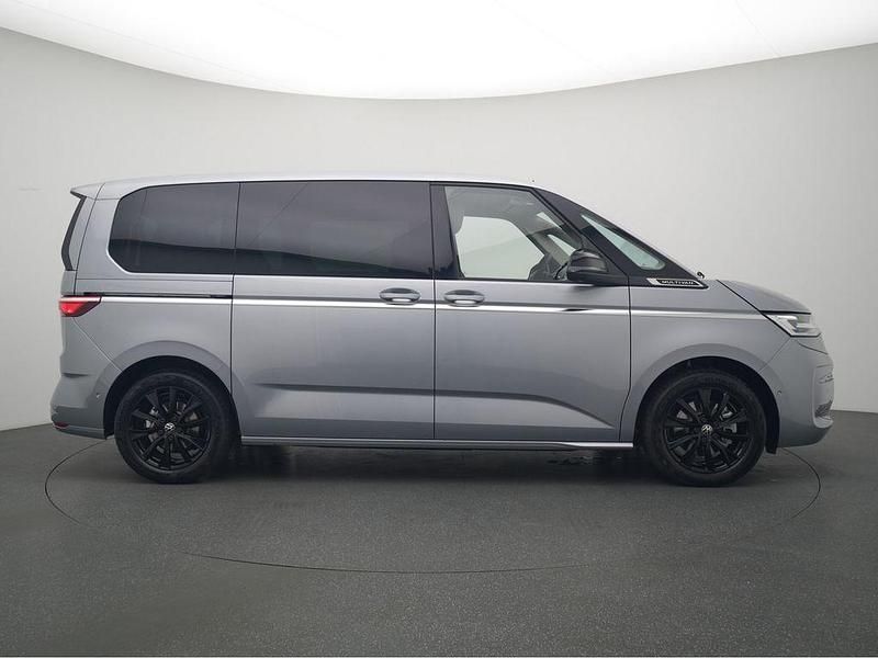Second-hand VW Multivan Edition 150 CP (110 kW) 2025 Gri Monovolum