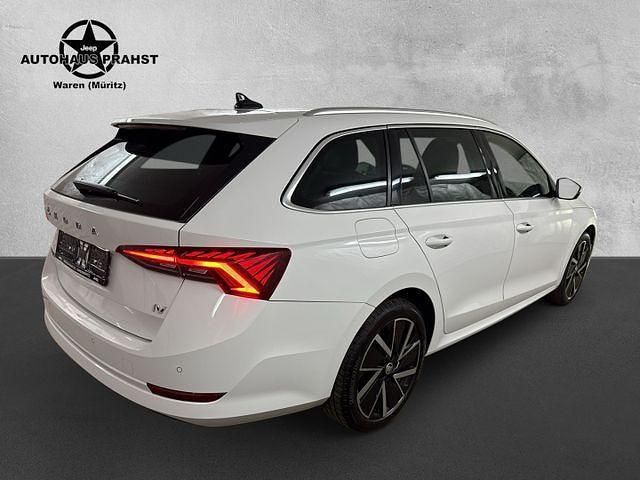 Gebraucht Skoda Octavia 204 PS (150 kW) 2021 Candyweiss Kombi