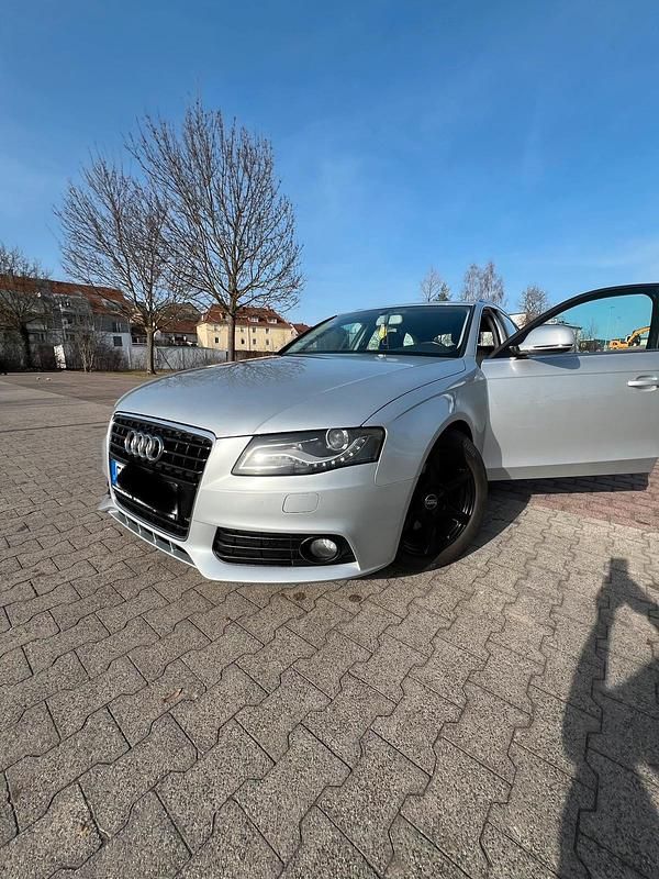 Gebraucht Audi A4 143 PS (105 kW) 2009 Grau Kombi