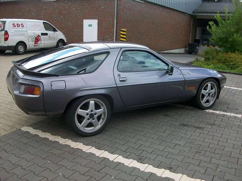 Gebraucht Porsche 928 310 PS (228 kW) 1985 Grau Coupé
