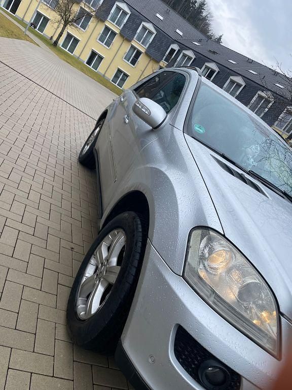 Gebraucht Mercedes ML320 224 PS (164 kW) 2006 Silber SUV