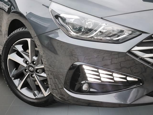 Gebraucht Hyundai i30 120 PS (88 kW) 2023 Grau Limousine