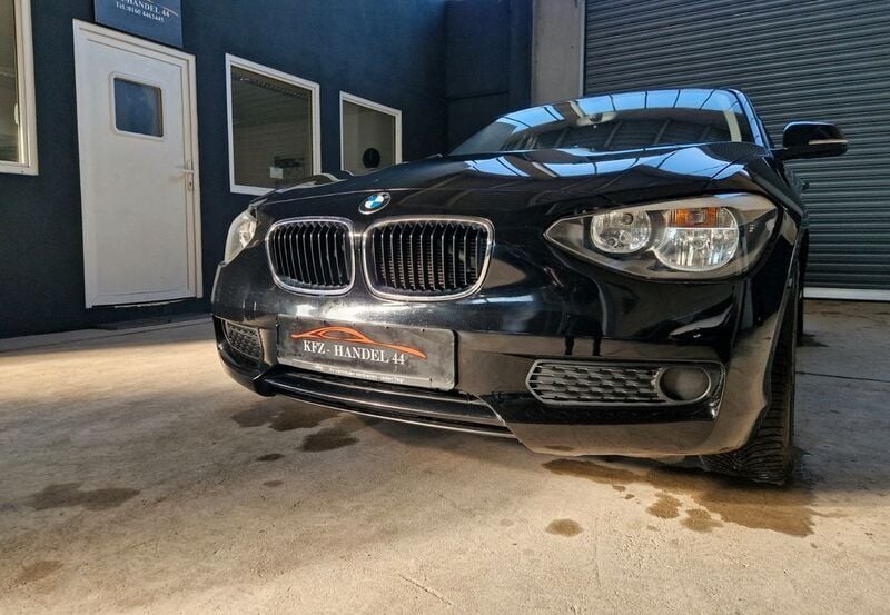 Gebraucht BMW 116 136 PS (100 kW) 2014 Schwarz Kleinwagen