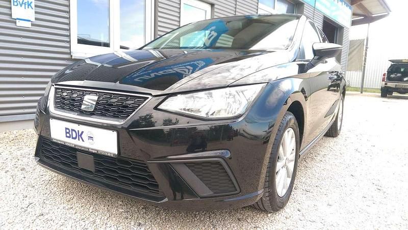 Schwarz Gebraucht 2018 Seat Ibiza Style Kleinwagen | 11.890 € (Etwas zu teuer) - Bild 1/4