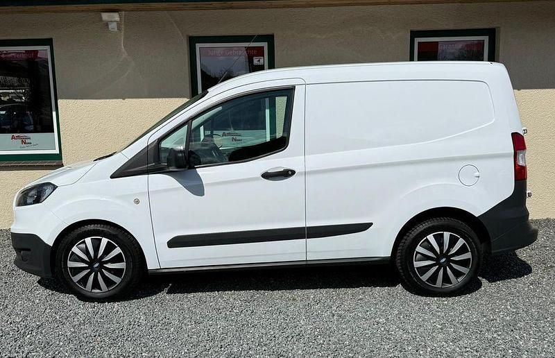 Gebraucht Ford Transit 75 PS (55 kW) 2016 Weiß Limousine