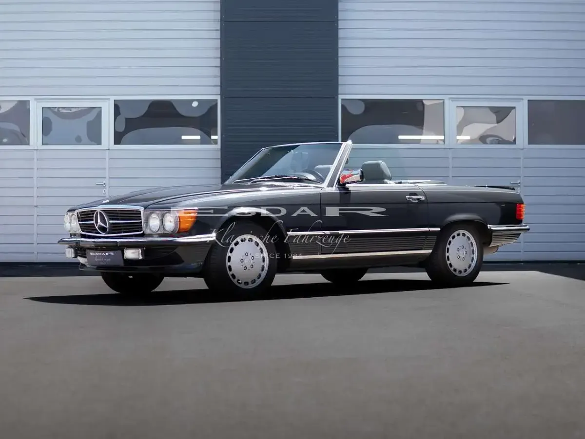 Gebraucht Mercedes 560 227 PS (166 kW) 1987 Grau Cabrio