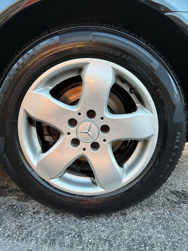 Gebraucht Mercedes E350 Avantgarde 272 PS (200 kW) 2006 Schwarz Limousine