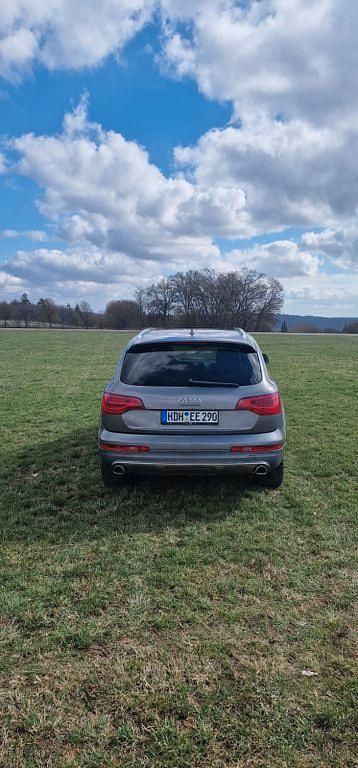 Gebraucht Audi Q7 Sport 245 PS (180 kW) 2013 Grau SUV
