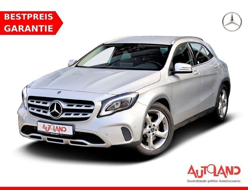 Silber Gebraucht 2018 Mercedes GLA250 Urban SUV | 24.490 € (Fairer Preis) - Bild 1/4