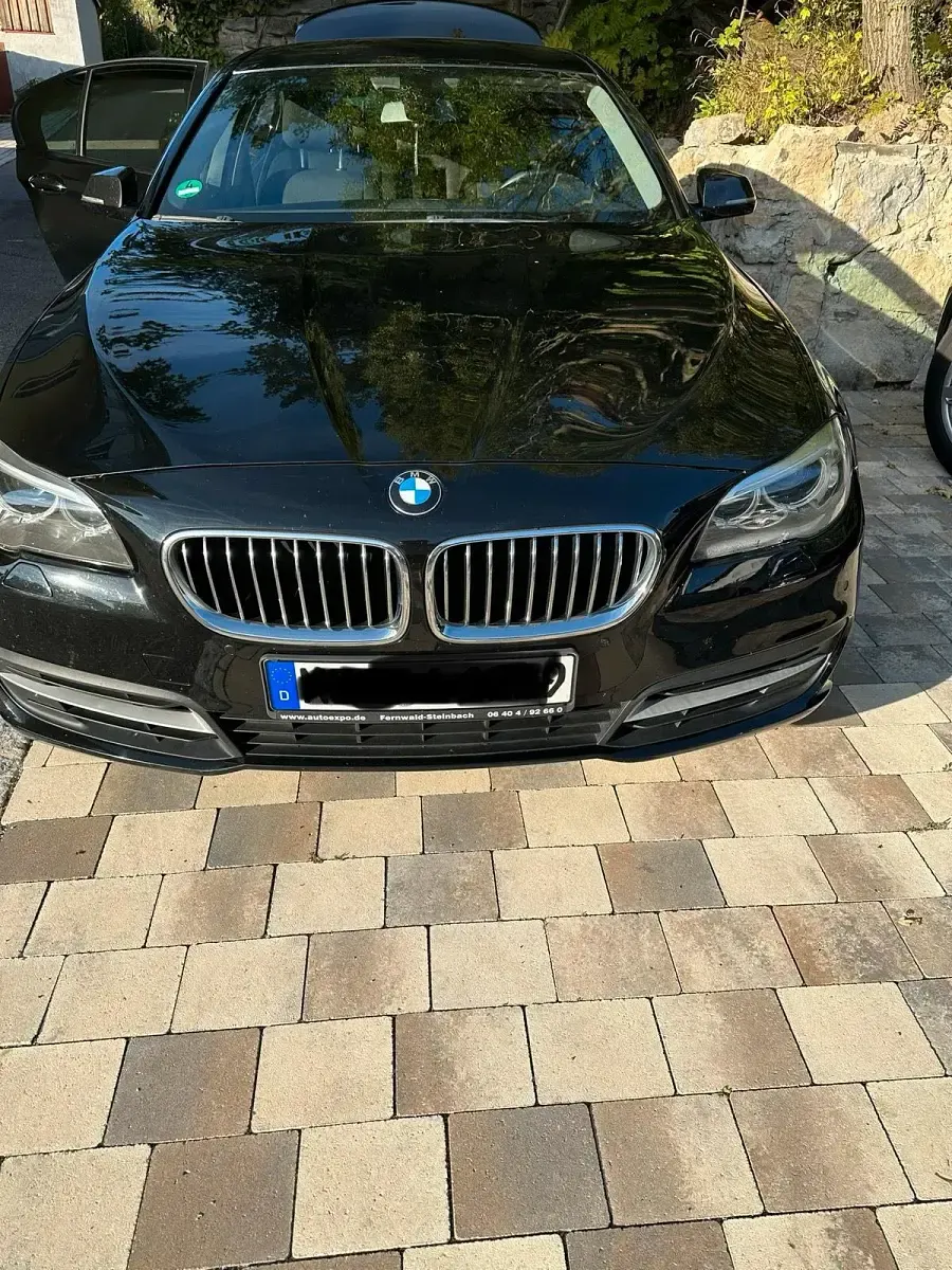 Gebraucht BMW 520 184 PS (135 kW) 2014 Schwarz Limousine