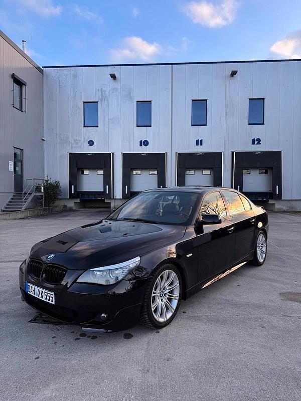 Schwarz Gebraucht 2007 BMW 530 M Sport Limousine | 8.200 € (Guter Preis) - Bild 1/4