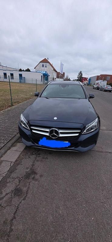 Gebraucht Mercedes C250 Avantgarde 211 PS (155 kW) 2016 Blau Kombi
