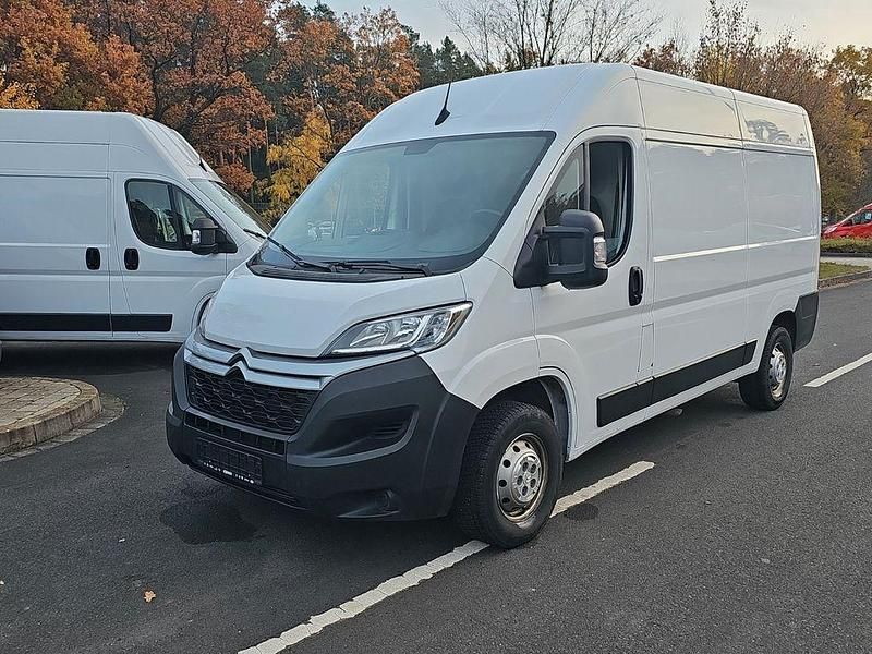 Weiß Gebraucht 2023 Citroën Jumper Van / Kleinbus | 18.900 € (Superpreis) - Bild 1/4