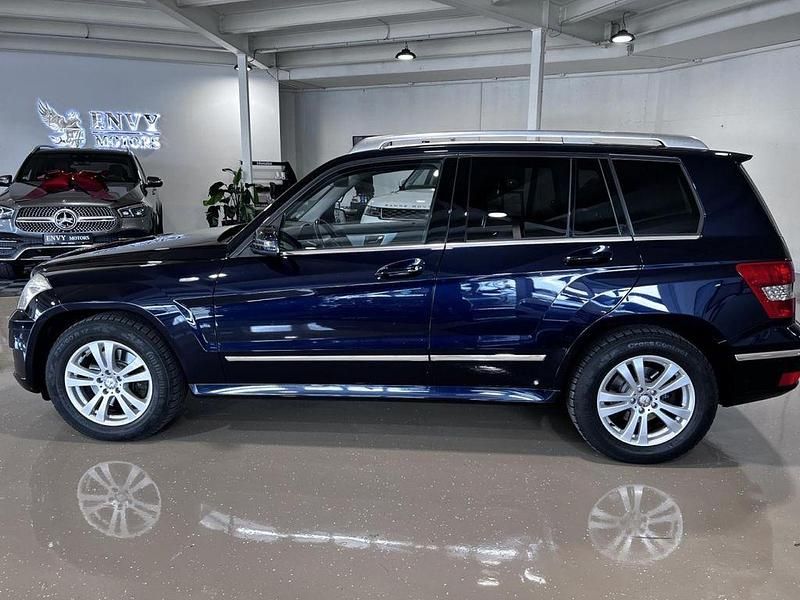 Gebraucht Mercedes GLK250 204 PS (150 kW) 2011 Blau SUV