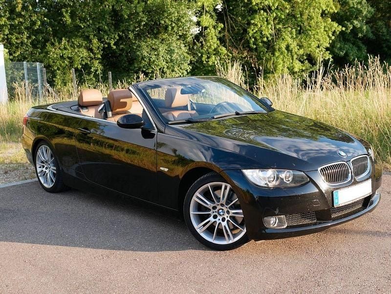 Gebraucht BMW 325 Cabriolet Performance 218 PS (160 kW) 2007 Schwarz Cabrio