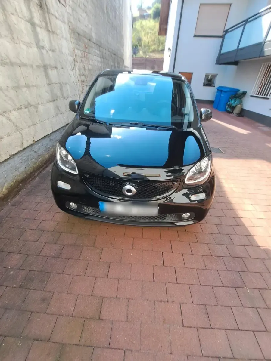 Gebraucht Smart ForFour Passion 90 PS (66 kW) 2019 Schwarz Kleinwagen