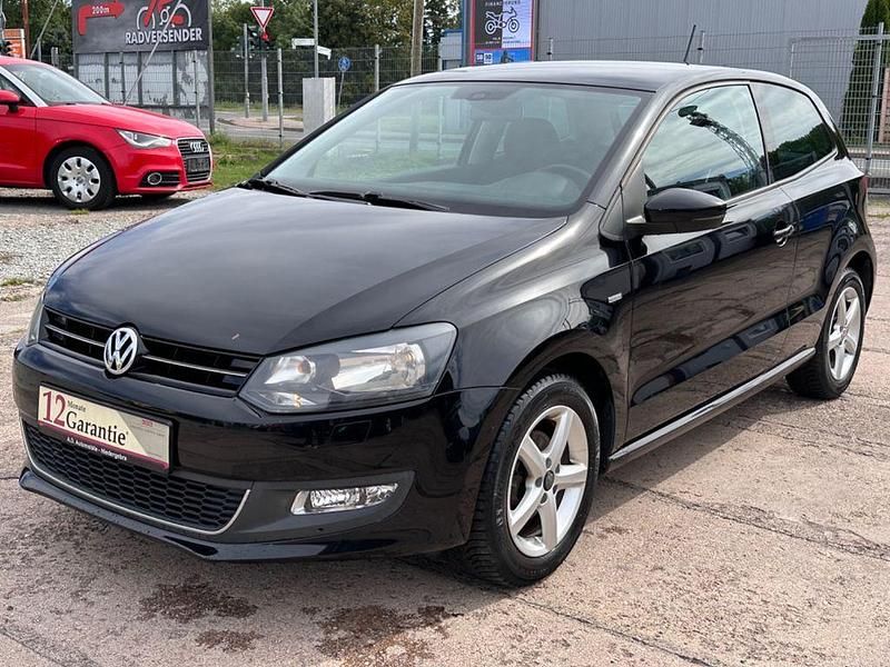 Schwarz Gebraucht 2012 VW Polo Match Kleinwagen | 3.990 € (Guter Preis) - Bild 1/4