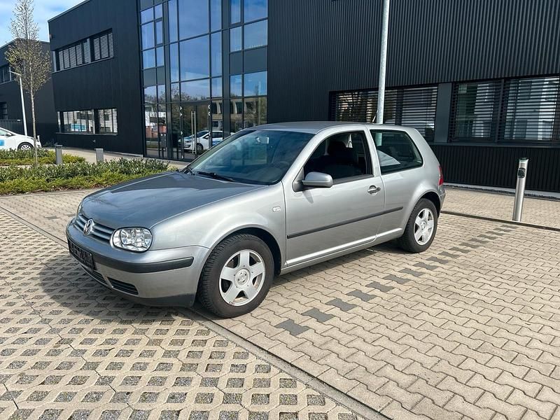 Gebraucht VW Golf IV 75 PS (55 kW) 2004 Silber