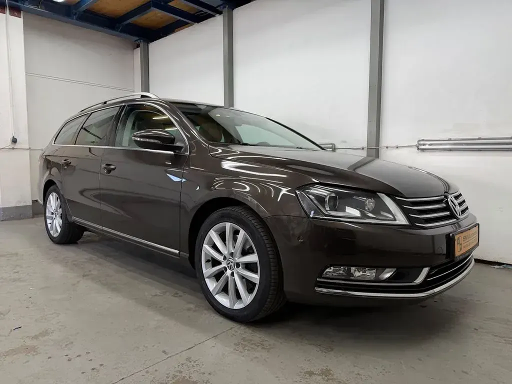 Gebraucht VW Passat Highline 177 PS (130 kW) 2013 Braun Limousine