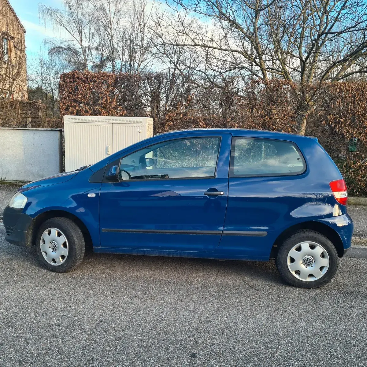Gebraucht VW Fox 54 PS (39 kW) 2007 Blau Kleinwagen